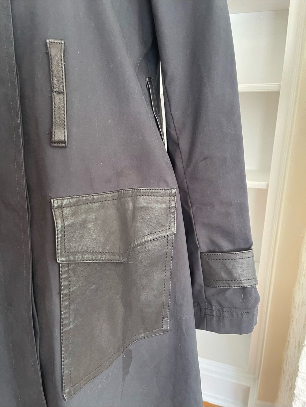 Theory Black Trench Coat P Petite Cotton Leather Trim Minimalist Designer Coat - Picture 4 of 11